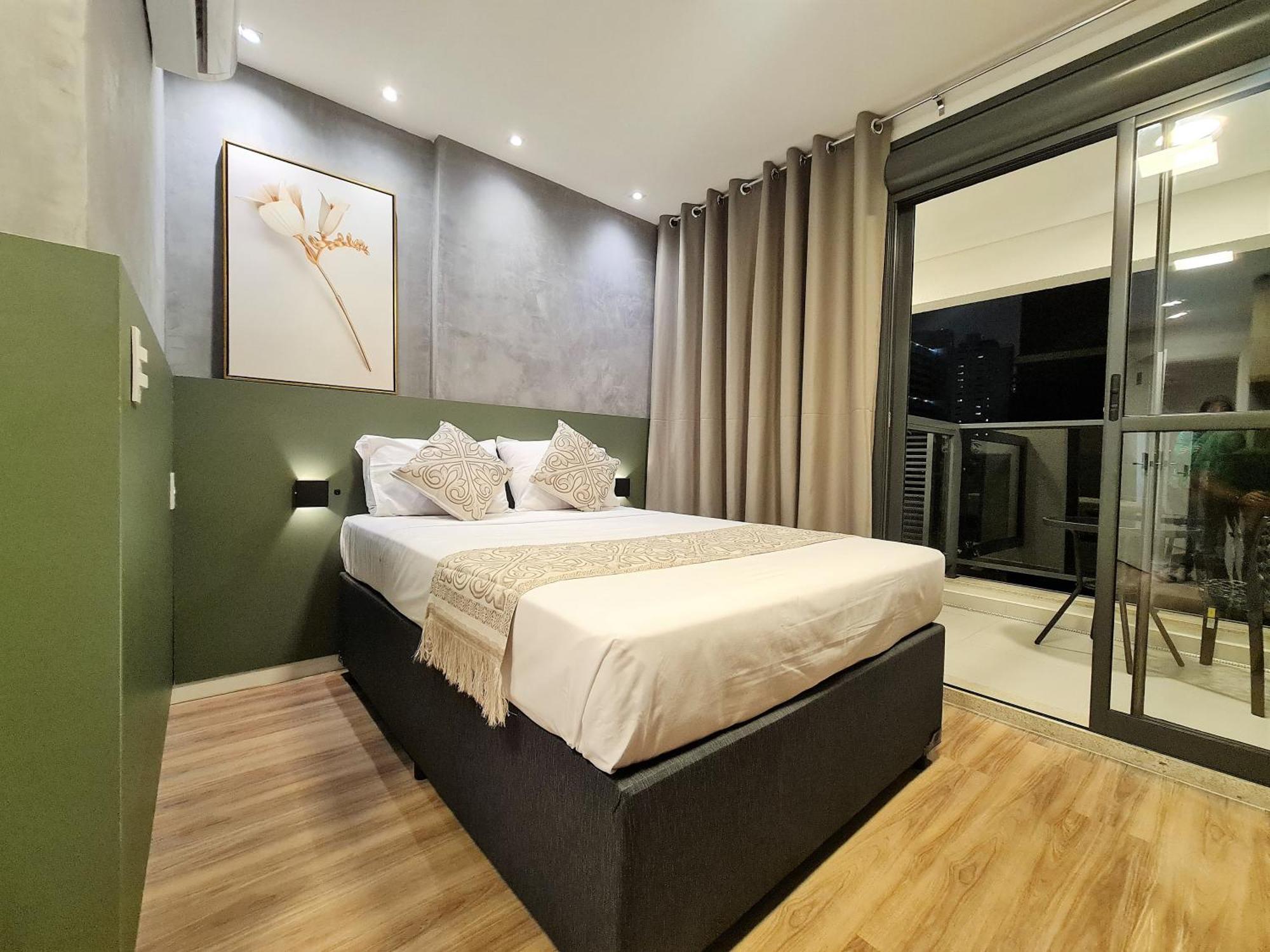 Apartamento Em Pinheiros Sp
