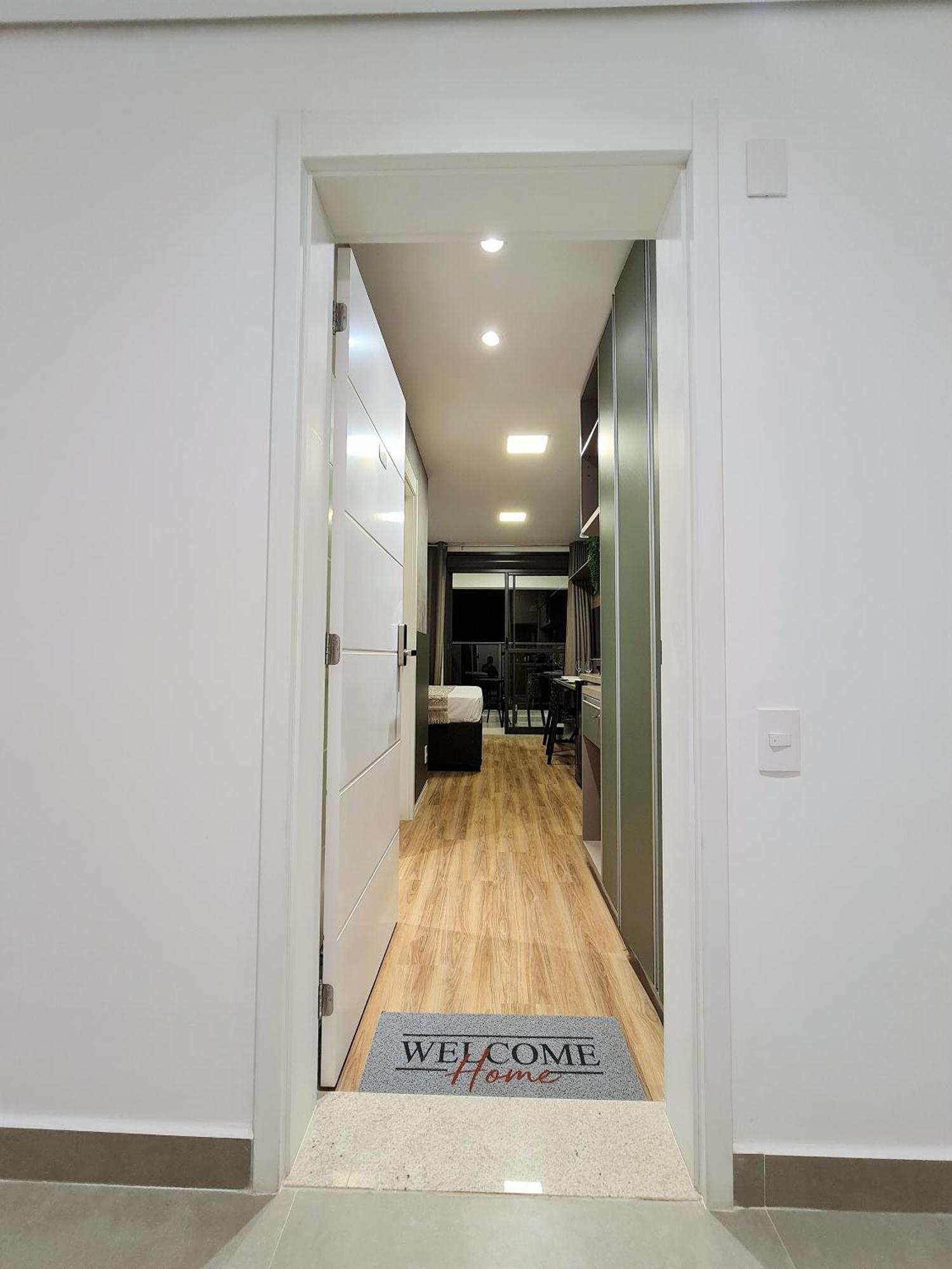 Apartamento Em Pinheiros Sp