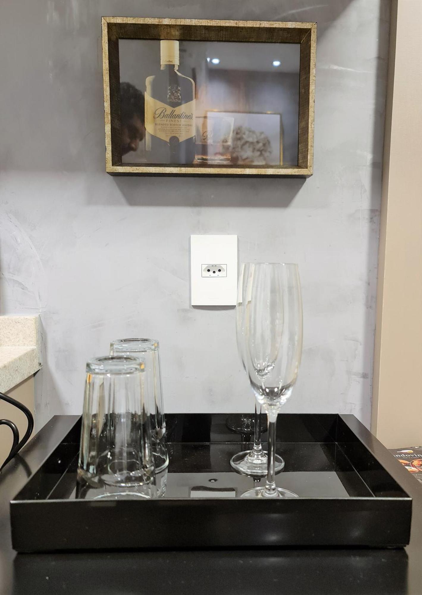 Apartamento Em Pinheiros Sp *